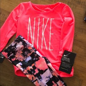 NWT Nike baby girl outfit